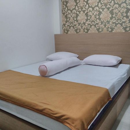 Grha Raf Homestay Makale Exterior photo